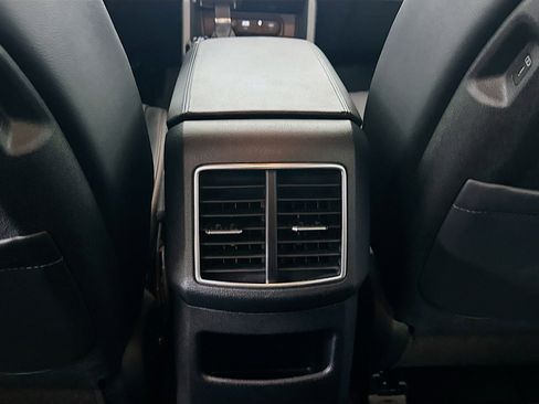 Used 2024 Kia Sportage EX image 28