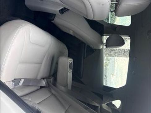 Used 2017 Kia Niro Touring FWD image 16