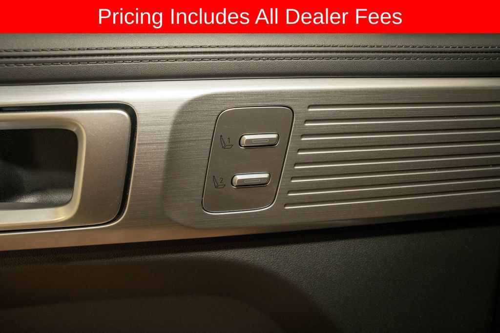 Used 2026 Hyundai Santa Fe Calligraphy FWD image 15