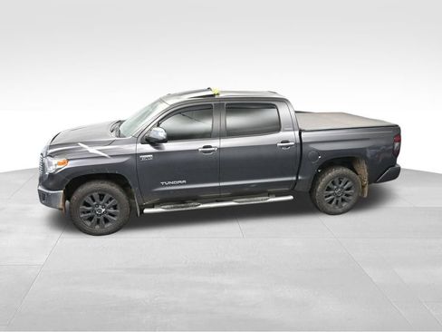 Used 2017 Toyota Tundra Limited w/ Limited Premium Package AWD/4WD image 18