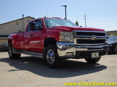 Used 2008 Chevrolet Silverado 3500 LT w/ EZ-Lift Tailgate Package AWD/4WD image 5