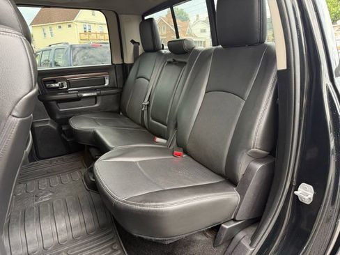 Used 2015 RAM 1500 Laramie w/ Convenience Group AWD/4WD image 13