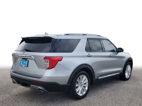 Used 2020 Ford Explorer Limited w/ Class III Trailer Tow Package image 4