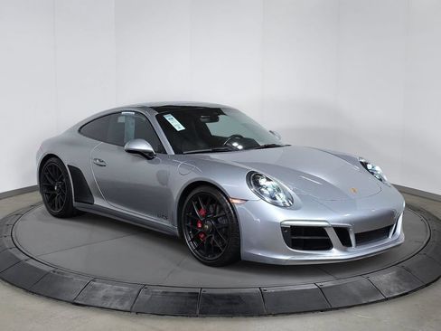 Used 2019 Porsche 911 Carrera GTS RWD image 9