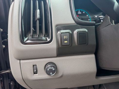 Used 2020 GMC Canyon 2WD Crew Cab w/ Convenience Package image 11