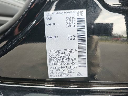 Used 2024 Nissan Altima 2.5 SL FWD image 44