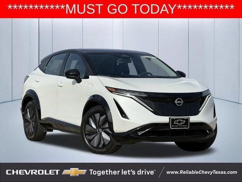 Used 2023 Nissan Ariya AWD image 1