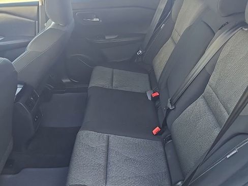Used 2024 Nissan Rogue SV AWD/4WD image 8