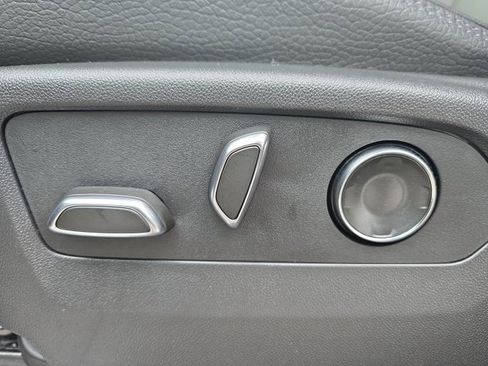 Used 2025 GMC Sierra 1500 Denali image 29