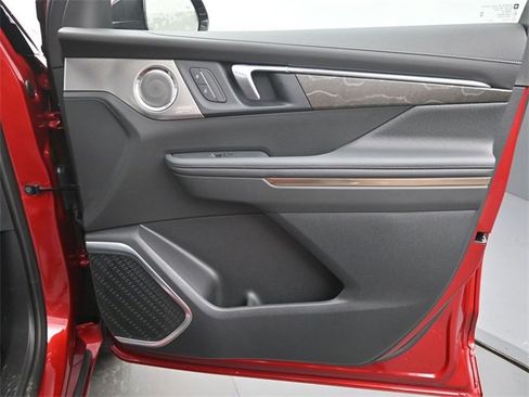 Certified 2026 Buick Enclave Avenir w/ Super Cruise Package image 22