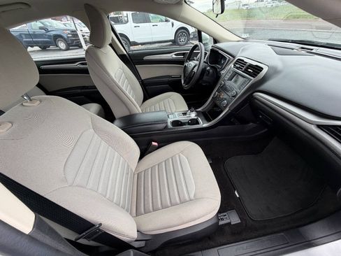 Used 2018 Ford Fusion S FWD image 11