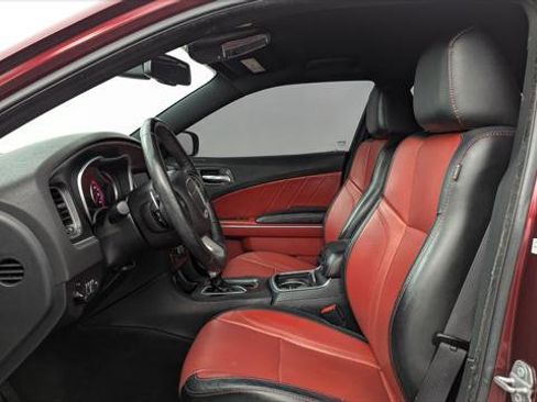 Used 2017 Dodge Charger SXT w/ Plus Group RWD image 13