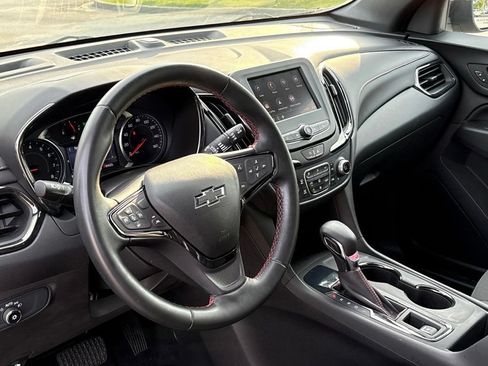 Used 2023 Chevrolet Equinox RS FWD image 5
