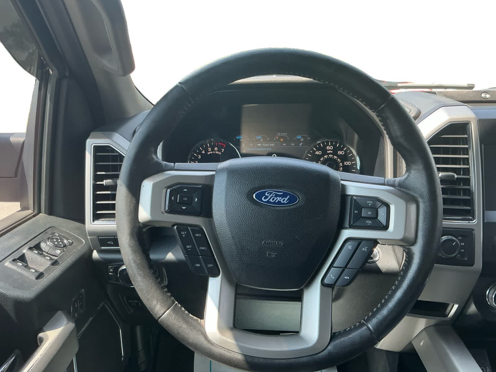 Used 2019 Ford F150 Lariat w/ Equipment Group 502A Luxury AWD/4WD image 12