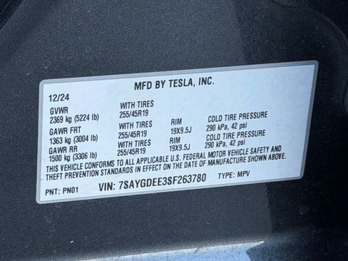 Used 2025 Tesla Model Y Long Range image 37