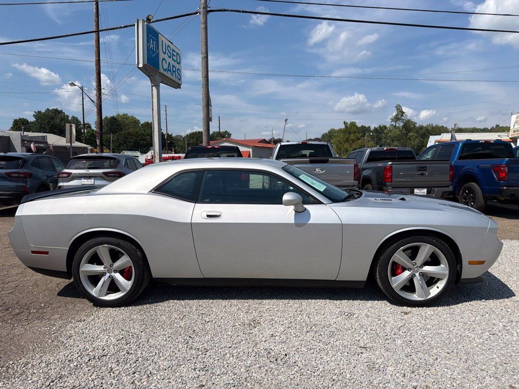 Used 2009 Dodge Challenger SRT8 w/ SRT Option Group II RWD image 39