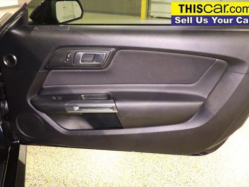 Used 2022 Ford Mustang Coupe image 26