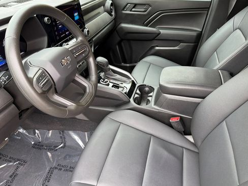 Used 2024 Chevrolet Colorado Trail Boss w/ Advanced Trailering Package image 10