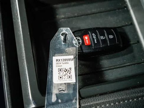 Used 2024 Toyota Tundra Limited image 30