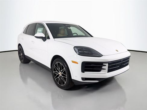 New 2026 Porsche Cayenne image 29