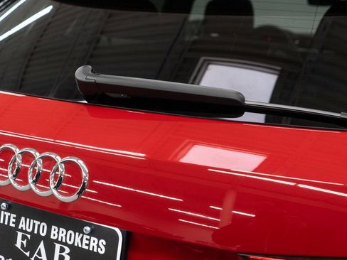 Used 2023 Audi Q3 2.0T Premium image 42