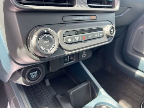 Certified 2025 Ford Maverick Lobo AWD/4WD image 16