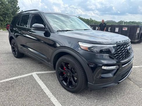 Used 2021 Ford Explorer ST w/ Equipment Group 401A AWD/4WD image 3