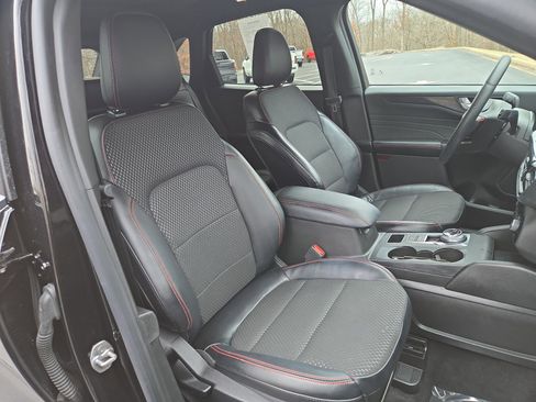 Used 2024 Ford Escape ST-Line w/ Tech Pack #1 image 26