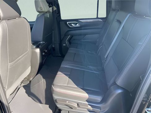 Used 2024 Chevrolet Suburban RST w/ Luxury Package AWD/4WD image 22