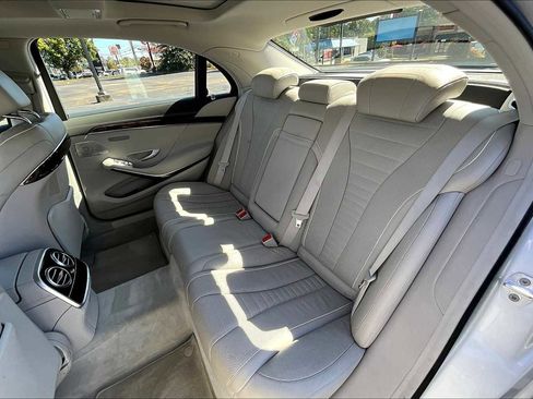 Used 2015 Mercedes-Benz S 550 Sedan image 21