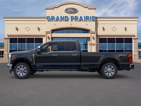 New 2025 Ford F350 King Ranch w/ Chrome Package image 26