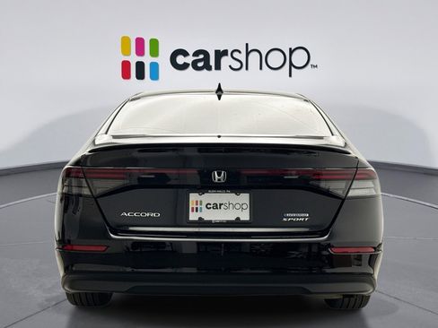 Used 2024 Honda Accord Sport image 4