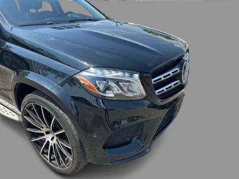 Used 2018 Mercedes-Benz GLS 550 4MATIC w/ Driver Assistance Package image 30