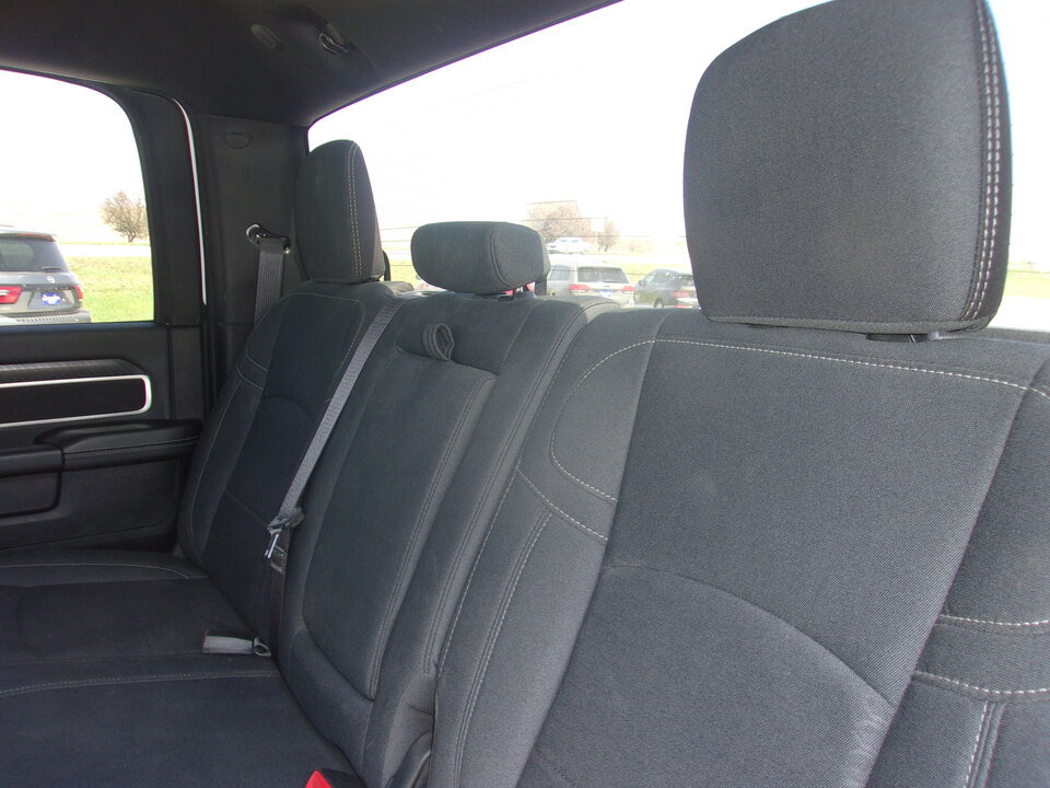 Used 2025 RAM 2500 Big Horn AWD/4WD image 18
