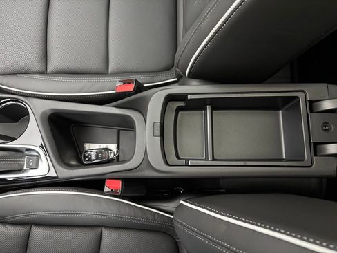 New 2026 Buick Encore GX Avenir w/ Avenir Technology Package image 32