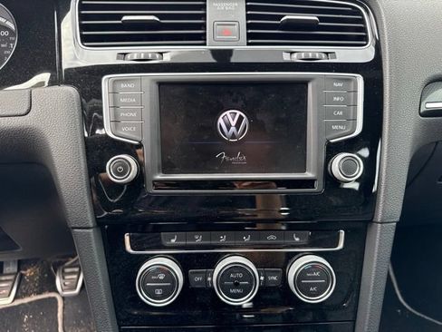 Used 2016 Volkswagen Golf R 4-Door AWD/4WD image 8