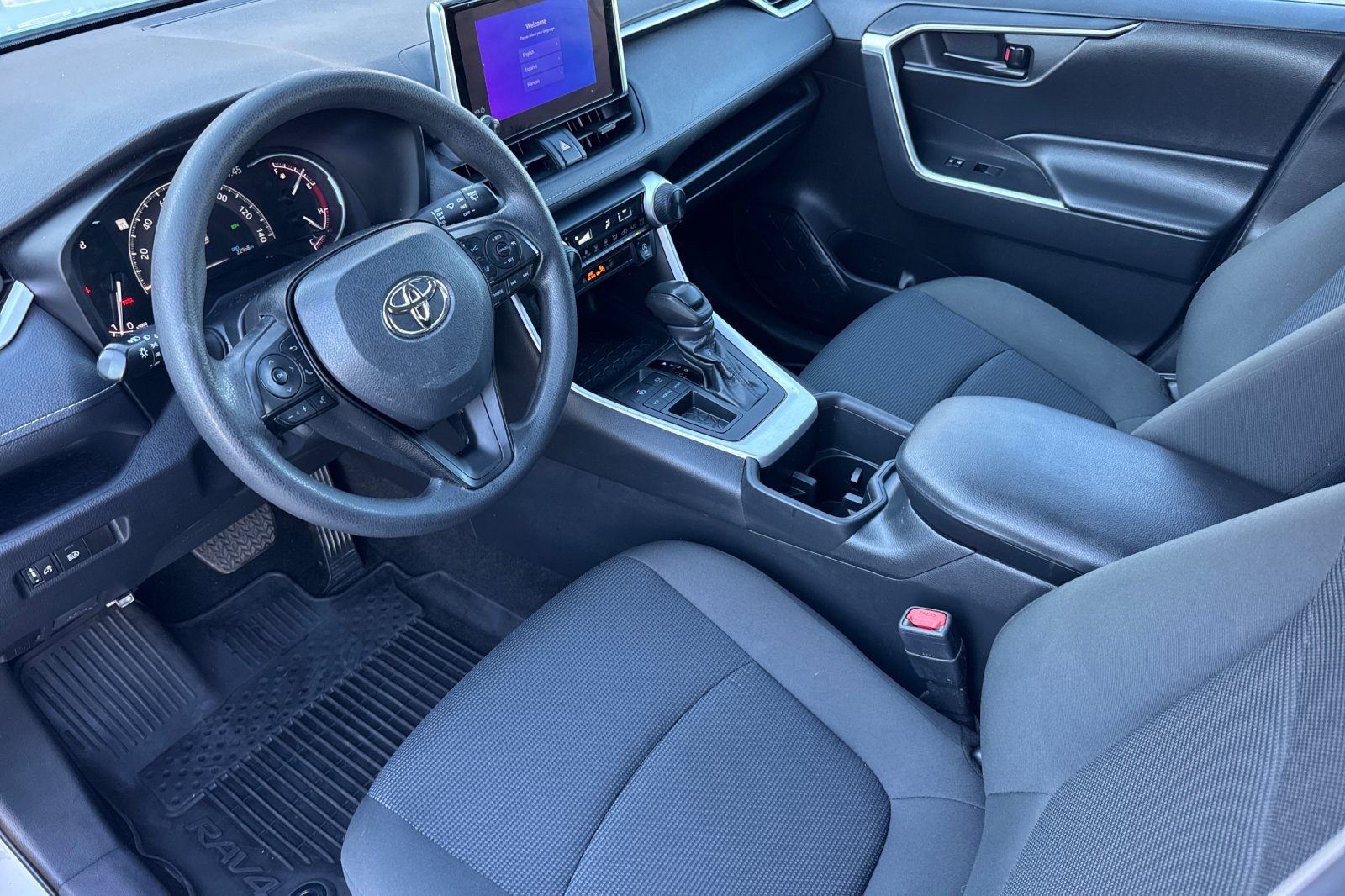 Certified 2024 Toyota RAV4 LE FWD image 9