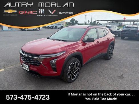 New 2026 Chevrolet Trax RS w/ Driver Confidence Package FWD image 1