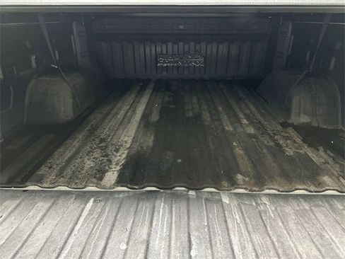 Used 2021 Chevrolet Silverado 1500 High Country w/ Technology Package image 17