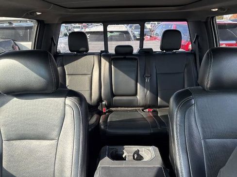 Used 2017 Ford F150 Lariat w/ Equipment Group 502A Luxury image 10