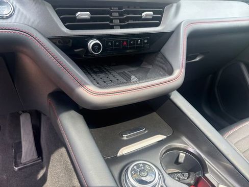 Used 2025 Ford Explorer ST-Line w/ Premium Package AWD/4WD image 17