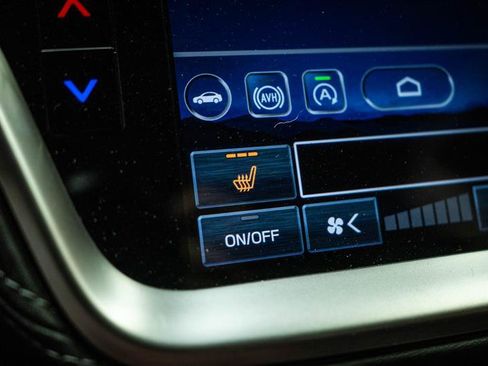 Used 2020 Subaru Outback Premium image 24