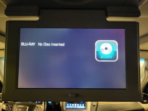 Used 2019 GMC Yukon Denali w/ Denali Ultimate Package image 30