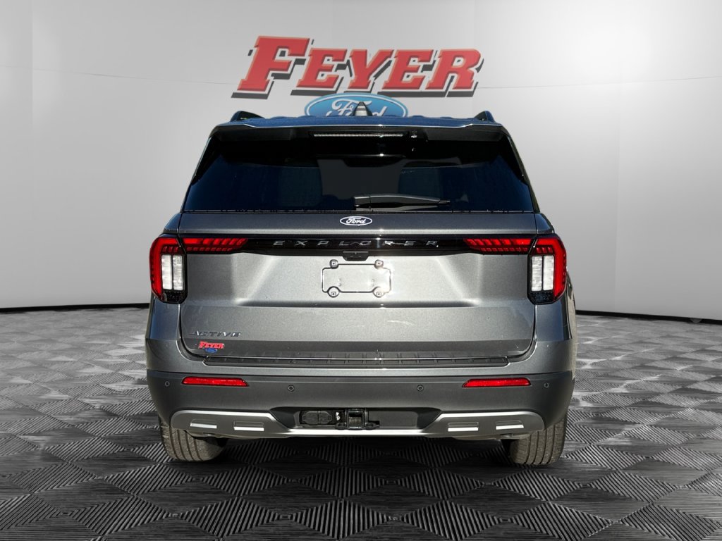 New 2027 Ford Explorer Active w/ Active Comfort Package RWD image 4