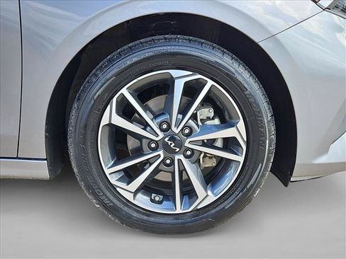 Used 2024 Kia Forte LXS FWD image 22