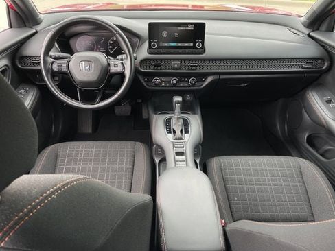 Certified 2025 Honda HR-V Sport image 10