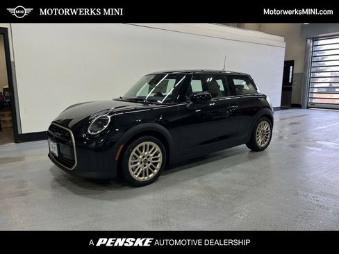 Certified 2025 MINI Cooper S image 1