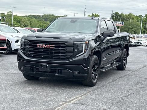 Used 2022 GMC Sierra 1500 Elevation w/ LPO, Elevation Black Package RWD image 14
