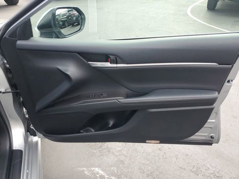 Used 2024 Toyota Camry XSE image 31