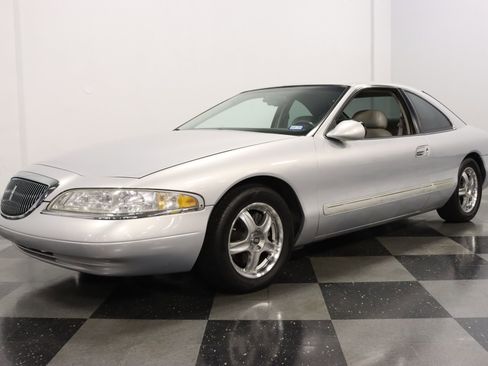 Used 1998 Lincoln Mark VIII RWD image 6